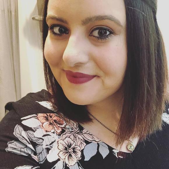 Meet your Posher, Alex - Picture 1 of 1